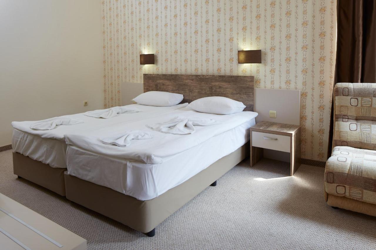 Hotel Lira Σάνι Μπιτς Εξωτερικό φωτογραφία