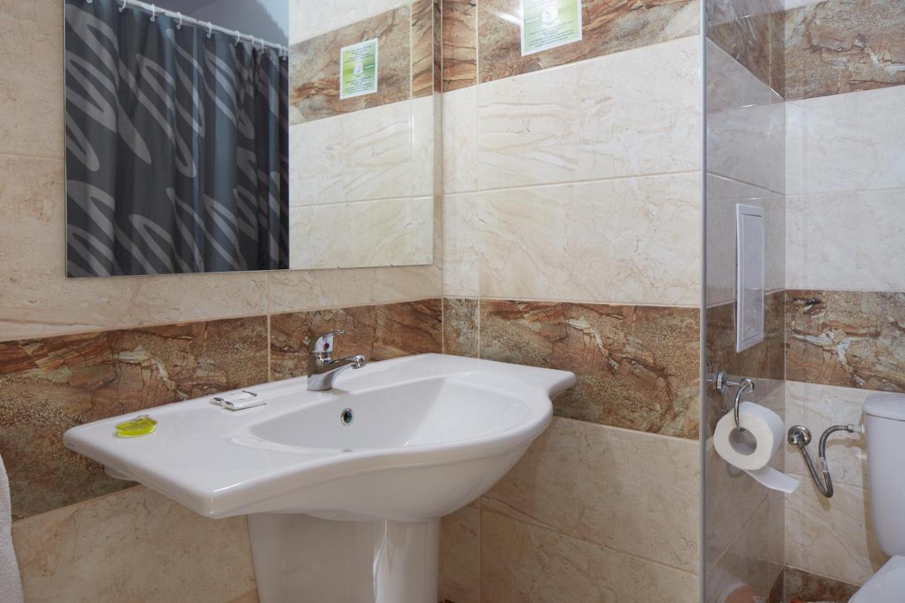 Hotel Lira Σάνι Μπιτς Εξωτερικό φωτογραφία