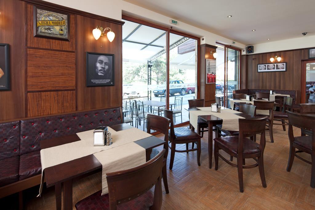 Hotel Lira Σάνι Μπιτς Εξωτερικό φωτογραφία